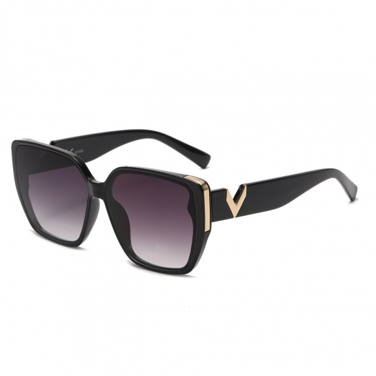 Damskie kwadratowe okulary przeciwsłoneczne z filtrem UV400 czarne ST-MAX6A